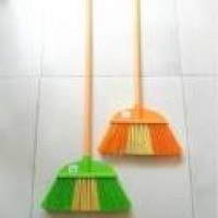 Sapu lantai no-image