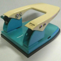 pelubang Kertas no-image