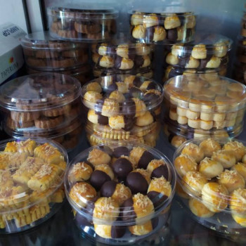 kue kering toples