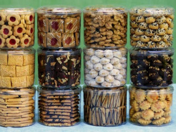 Kue Kering Toples Sedang