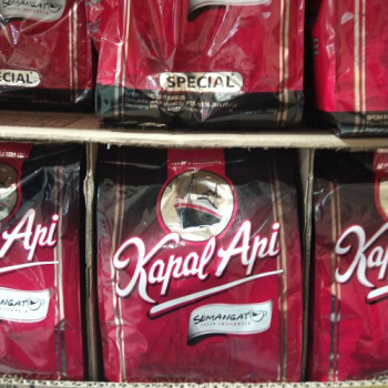 Kopi Bubuk Kapal Api 380 gr/bks