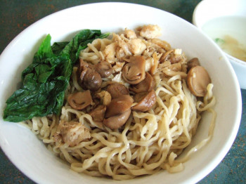 Mie Pangsit Jamur