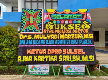Bunga Papan Selamat & Sukses