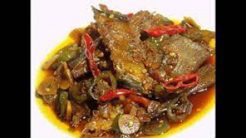 Ikan kering Tumis asam