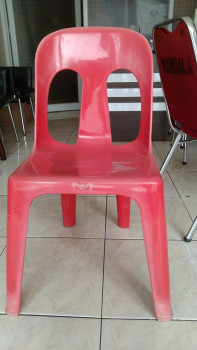 Kursi Plastik Polos