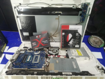 perbaikan komputer / ganti hard disk dan SSD