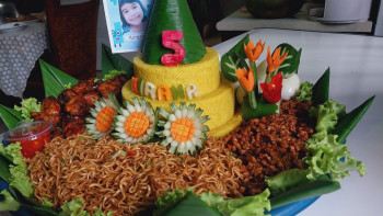 Nasi Tumpeng Paket Ekonomis